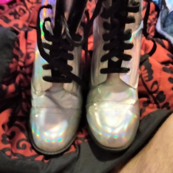 Trade - Picture 5 of 8